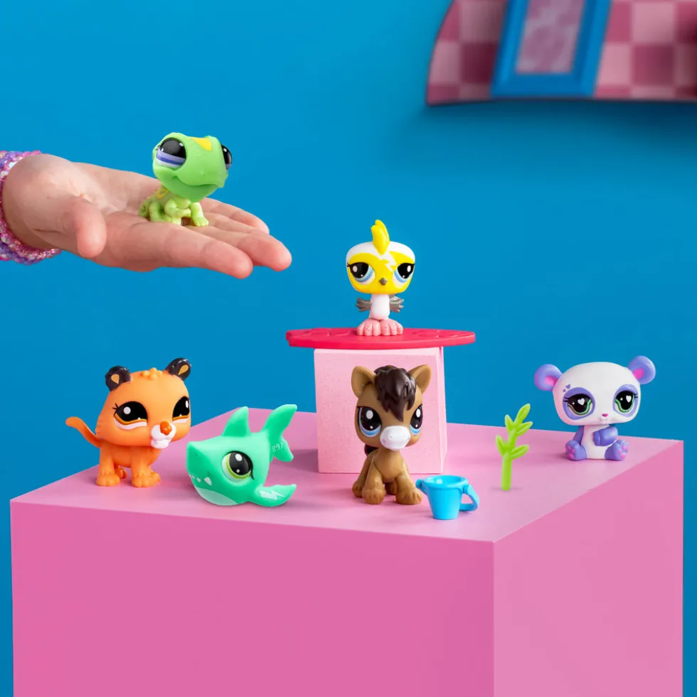 Littlest Pet Shop Pet Surprise