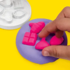 Play-Doh Snacks to go ass