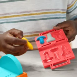 Play-Doh Stamp & Saw Tool Bench