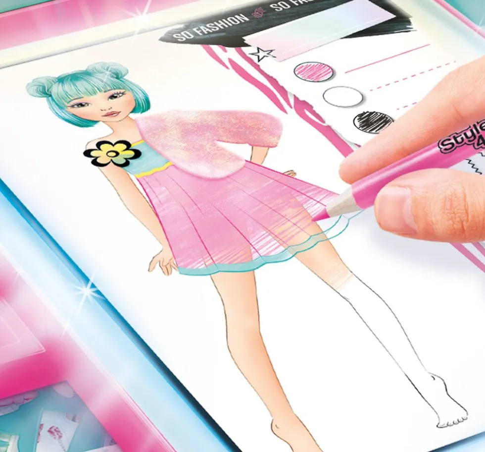 Style 4 Ever Fashiondesignerstudio
