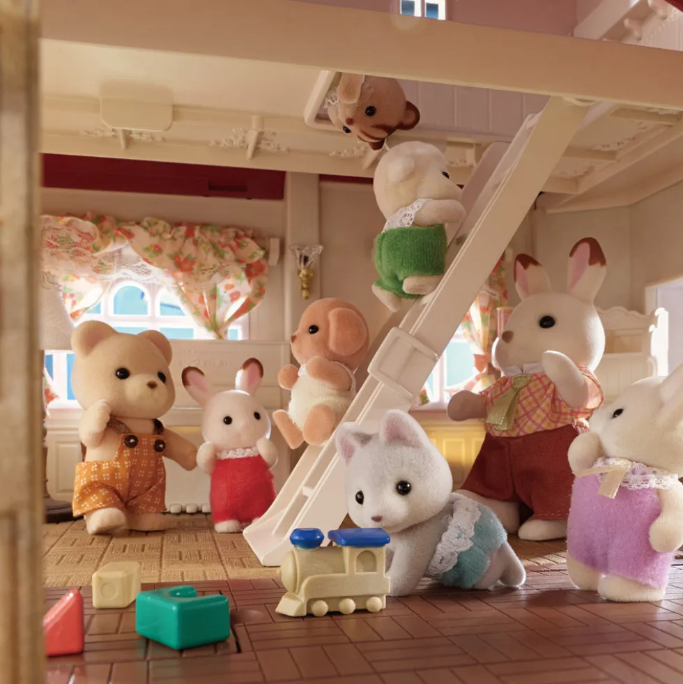 Sylvanian Families Byhus med Lys - med hemmeligt loftsrum